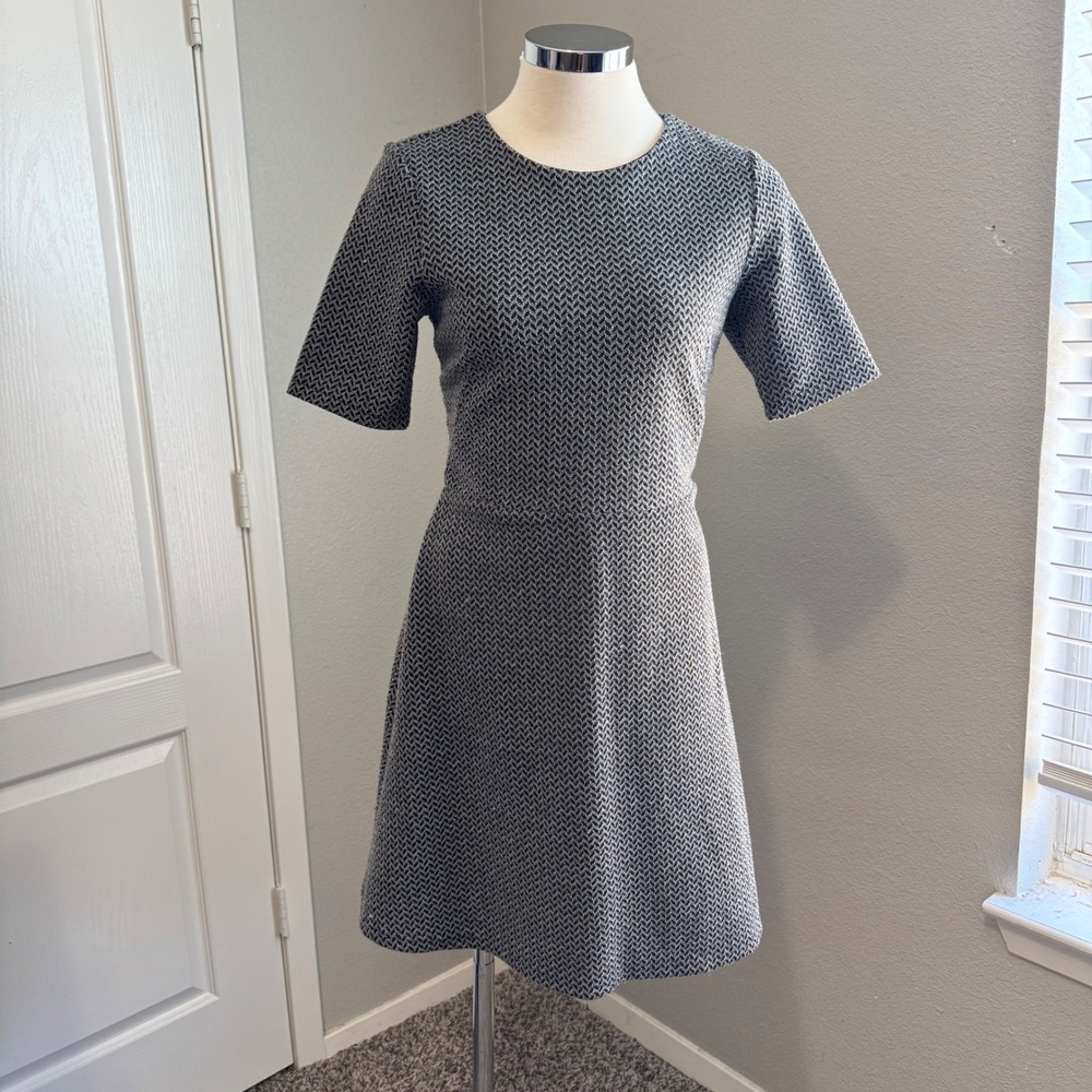 Forest‎ Lily Dress Womens Gray Black Chevron Print Short Sleeve Career